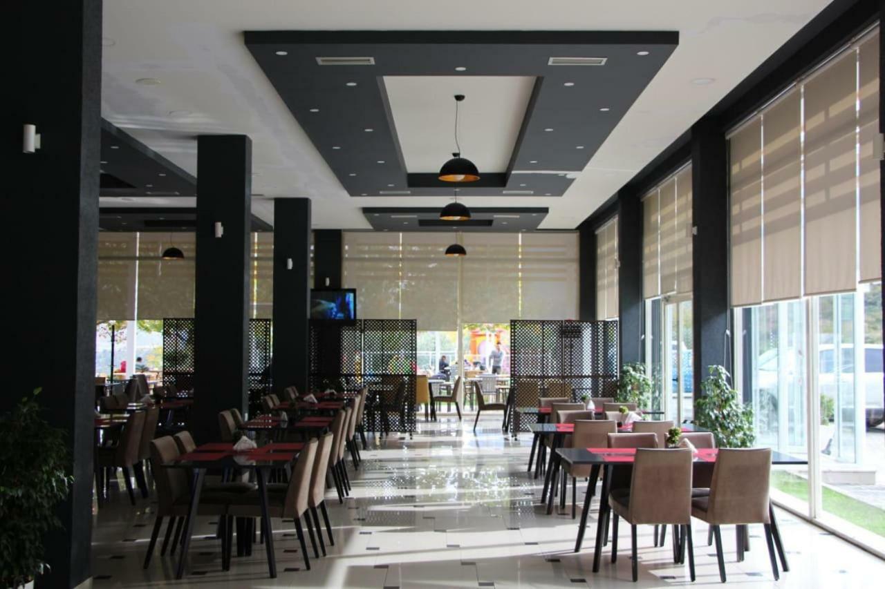 Hotel Auto Grill Roberti Τεπελένι Εξωτερικό φωτογραφία